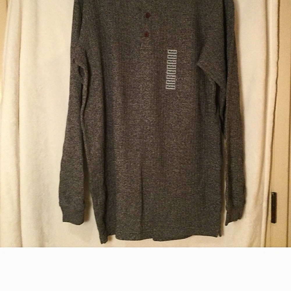 Men’s  quart button down Long Sleeve shirt by by Club Room